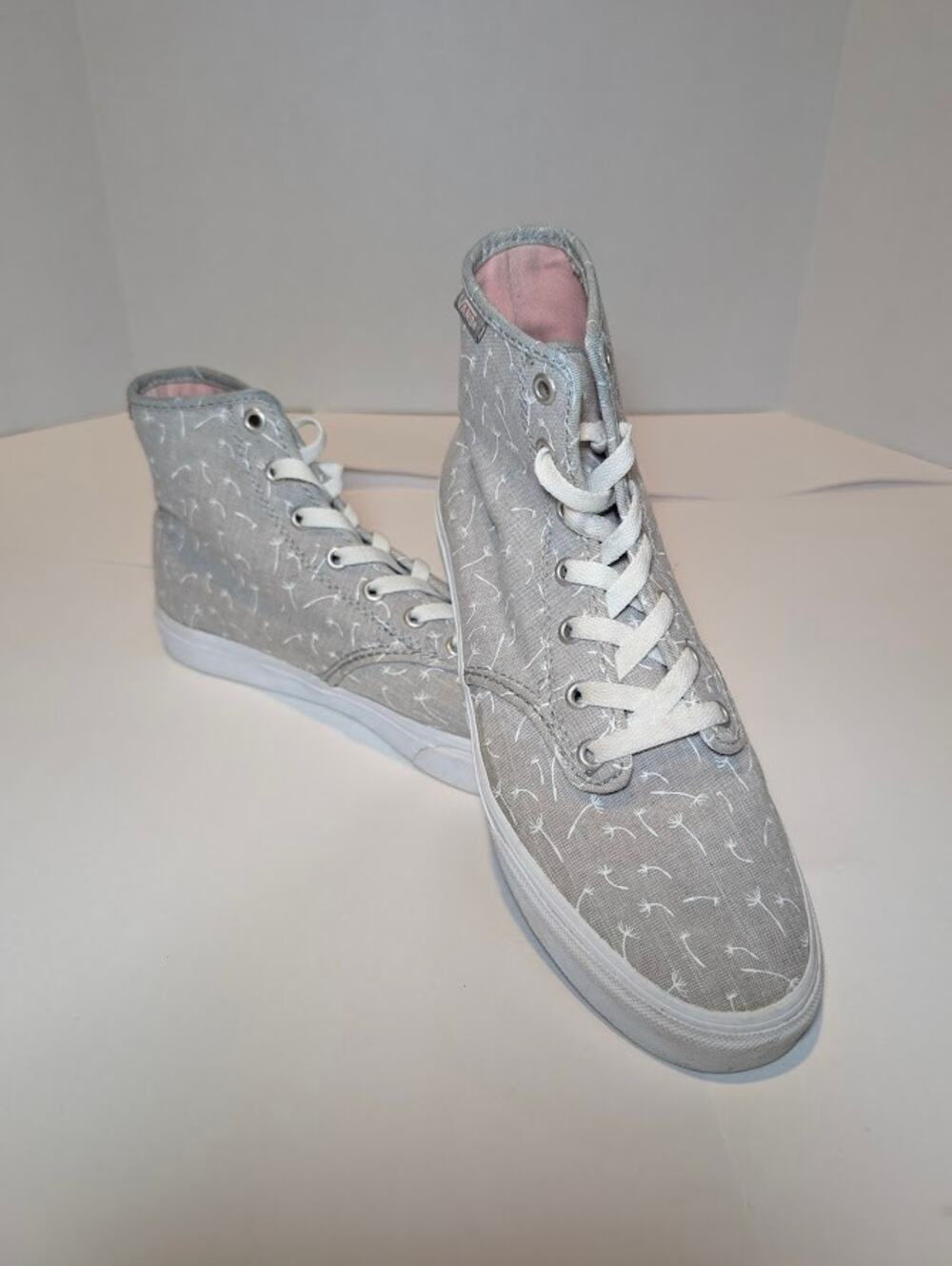 Vans Hightop Shoes Size 8.5 Camden Canvas Dandelion Floral Womens